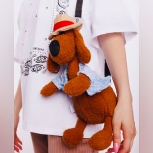 3/50$Dog-shaped shoulder bag